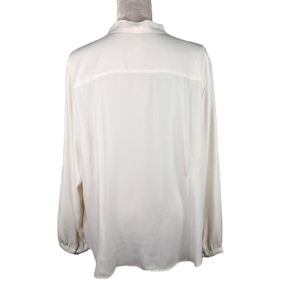 Chico's Blouse Off White 4 XXL 20/22 Button Up Tie Long Sleeves - Picture 3 of 13